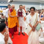 พุทธศาสนิกชนส่งเสด็จแน่นสนามบิน อัญเชิญพระบรมสารีริกธาตุ พระอรหันตธาตุ กลับสู่กรุงเดลี