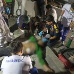 สลด! คนงานถูกไฟฟ้าชอร์ตเสียชีวิต 1 ปั๊มหัวใจช่วยฟื้น 2 คน บาดเจ็บหลายราย หน้าห้างดัง บางกะปิ