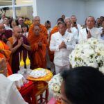 พุทธศาสนิกชนส่งเสด็จแน่นสนามบิน อัญเชิญพระบรมสารีริกธาตุ พระอรหันตธาตุ กลับสู่กรุงเดลี
