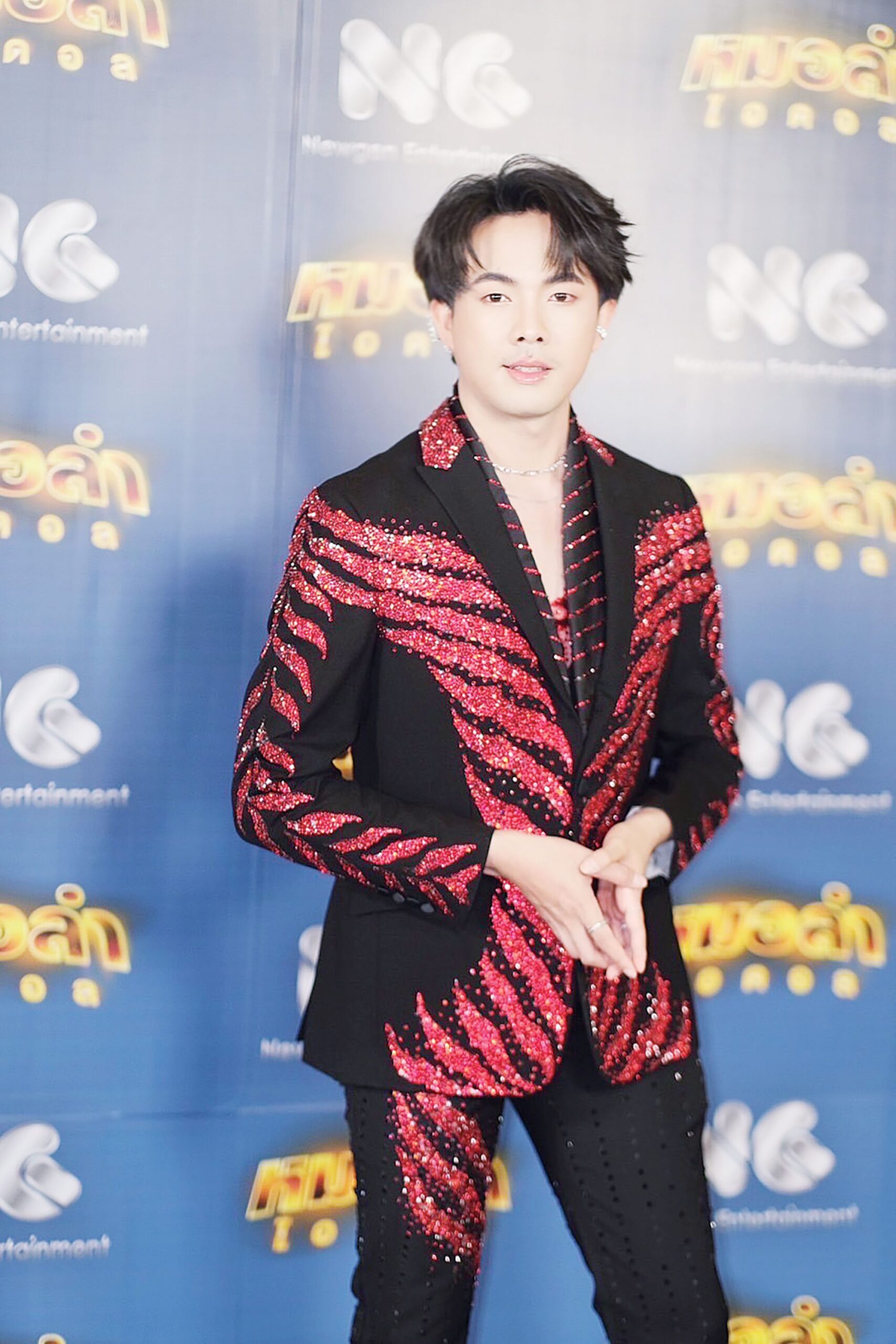 จับกระแสลูกทุ่ง - ‘อ๊อฟ สุรพล’ตามหาฝัน เป้าหมายชัดเจนไม่มีคำว่าสาย