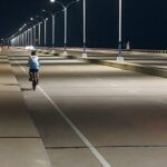 ชาวบ้านจวกยับ กลุ่มวัยรุ่นมือบอน พ่นสีราวสะพานใหม่ เร่งตามตัวมาลบ-ลงโทษโดยเร็ว