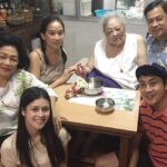 เปอร์ สุวิกรม เศร้า พ่อเสียชีวิตอย่างกะทันหัน ผ่านมาไม่ถึง 20 วัน คุณย่า มาจากไปอีกคน