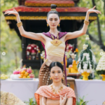 ใหม่ ดาวิกา จัดเต็มเสื้อผ้า หน้าผม ครบเครื่อง รำถวายท้าวศรีสุดาจันทร์ สถานที่จริง