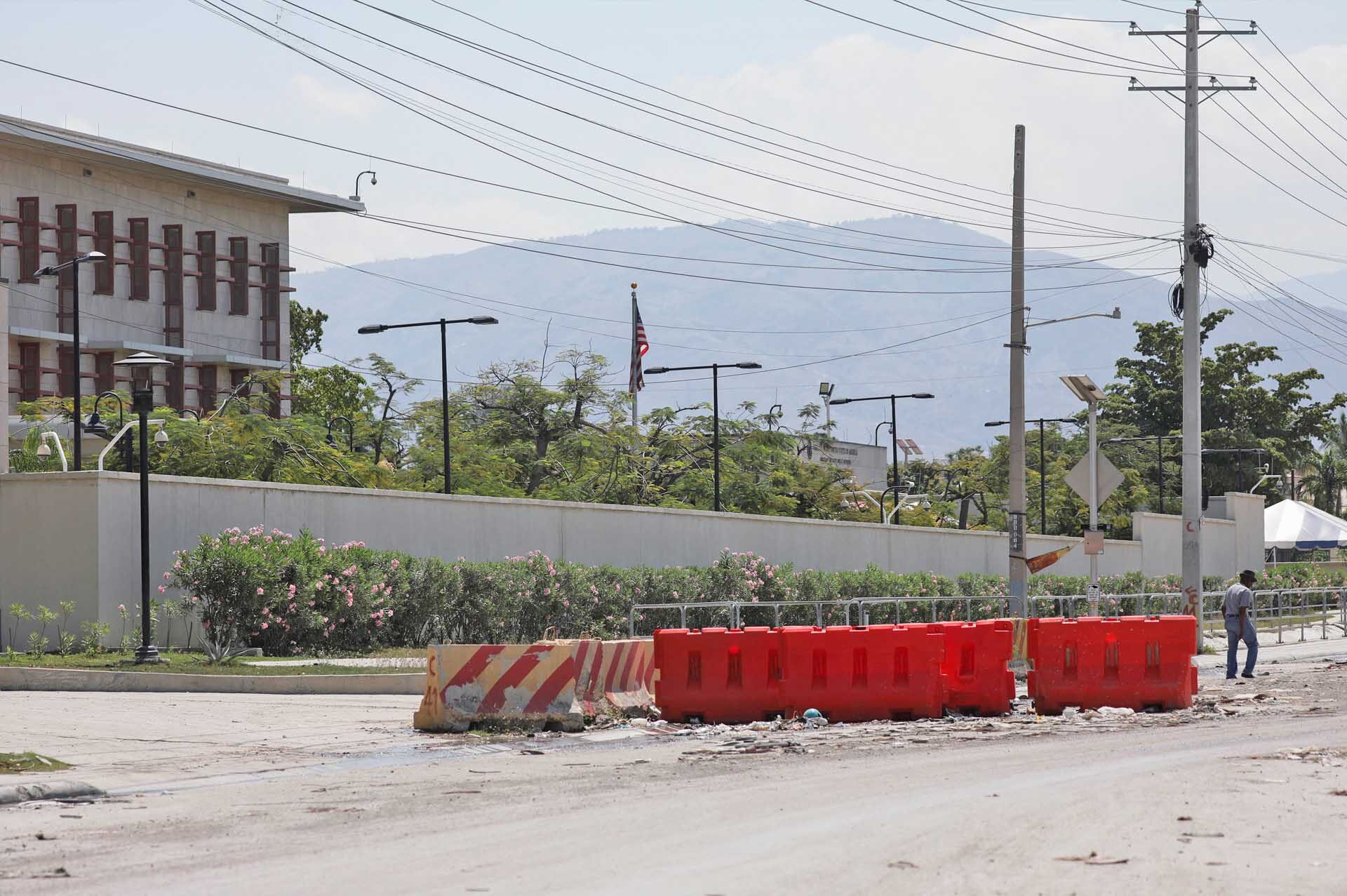 สหรัฐเร่งอพยพ “เจ้าหน้าที่สถานทูต” ในเฮติ-หลังสถานการณ์แก๊งป่วนยังยืดเยื้อ