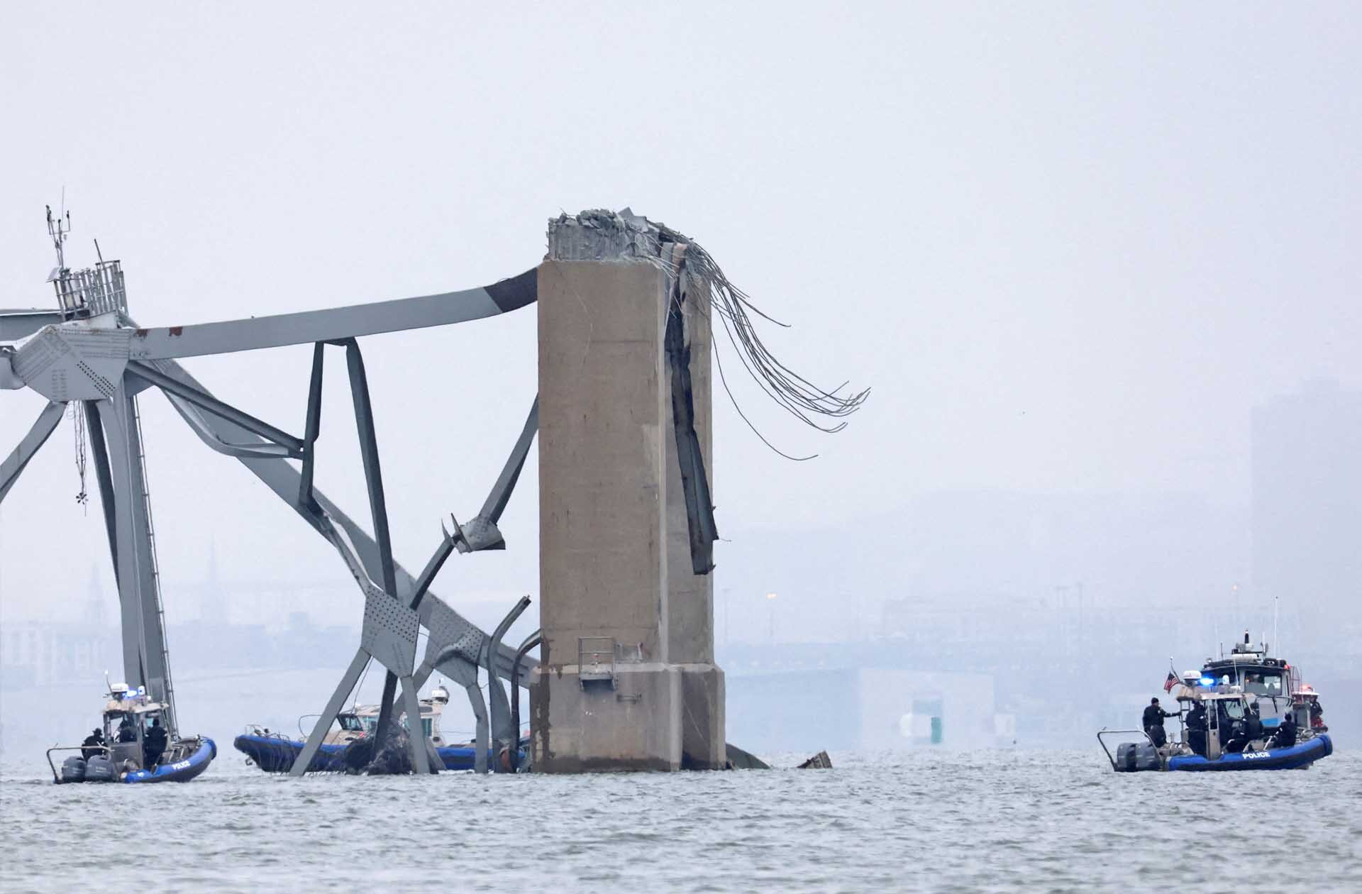 พบแล้ว 2 ศพ “เหยื่อเรือชนสะพานบัลติมอร์” ติดในรถกระบะจมน้ำลึก 7.6 เมตร