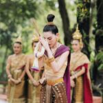 ใหม่ ดาวิกา จัดเต็มเสื้อผ้า หน้าผม ครบเครื่อง รำถวายท้าวศรีสุดาจันทร์ สถานที่จริง