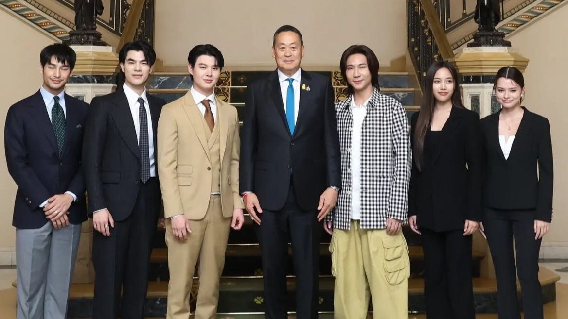 ฟรีน-เบคกี้ เข้าประชุมกับนายก