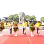 วันช้างไทย สวนนงนุชจัดพิธีฮ้องขวัญ พร้อมจัดเค้กผลไม้ยักษ์กว่า 3 ตัน
