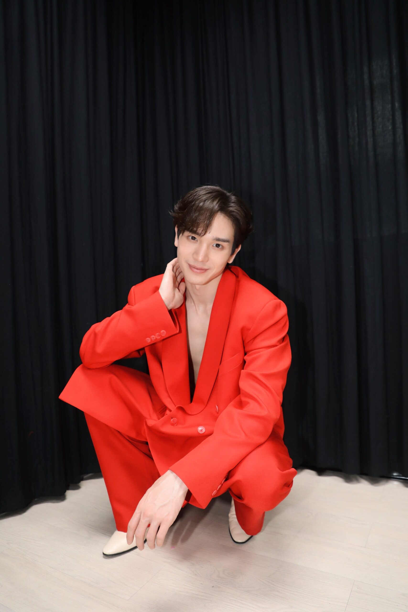อาทิตย์ใส