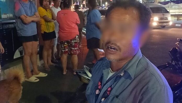 เตือนห้ามสูบบุหรี่! ไอ้โหดบุกร้านฟันแขนขาด ระทึกวิ่งไล่สาวหิ้วแขนแฟนหนุ่มไปรพ. 5 เตือนห้ามสูบบุหรี่