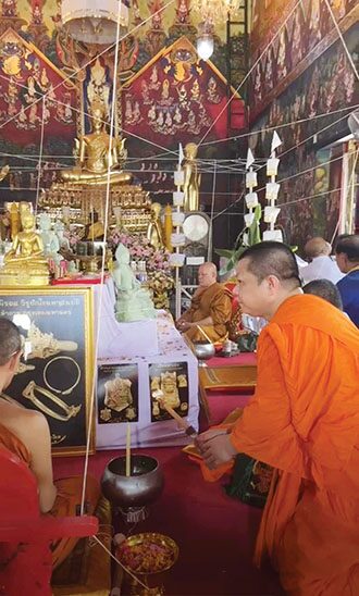 ข่าวสดพระเครื่อง - วัตถุมงคล‘เสาร์5พิฆาตไพรีฯ’ เพื่อตึกปฏิบัติธรรมวัดเจ้าอาม