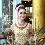 ใหม่ ดาวิกา แปลงโฉมเป็นนางสงกรานต์ เผยสาเหตุป่วยแอดมิต ลั่นต้องสู้ห้ามตาย