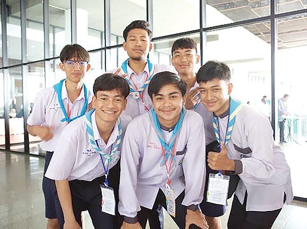 สดจากเยาวชน - สานใจไทยสู่ใจใต้ ค่ายเยาวชนรุ่น42