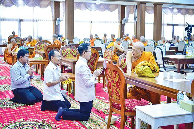 ข่าวสดพระเครื่อง - ปลื้มผลสอบเปรียญ9ได้76รูป 14สามเณรเก่ง-อายุ17ทุบสถิติ
