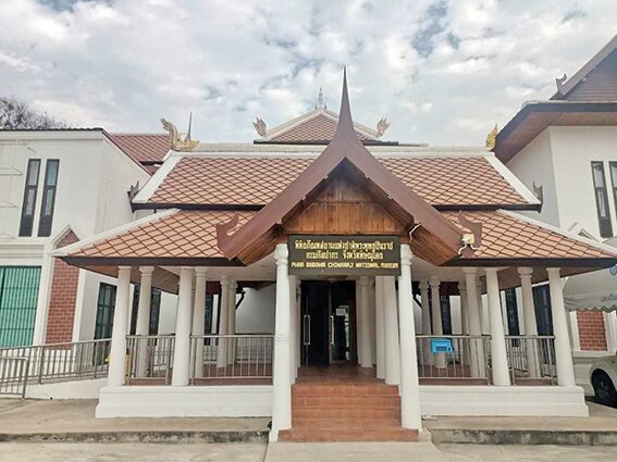 ข่าวสดพระเครื่อง - ชื่นชมโบราณ-ศิลปวัตถุล้ำค่า พิพิธภัณฑ์พระพุทธชินราช