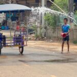 สาดก่อนไม่รอแล้วนะ อุณหภูมิพุ่ง 41 องศา เด็กอำเภอเฝ้าไร่ เล่นน้ำสงกรานต์สนุกสนาน