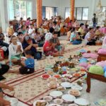ชาวบ้านปลื้ม สรงน้ำขอพร พระพุทธรูป-พระสงฆ์ รับโชคสงกรานต์ วัตถุมงคล-ข้าวสาร-สลากฯรัฐบาล