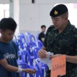 แม่ทัพภาคที่ 4 เช็กหน่วยตรวจเลือกทหาร จชต. ย้ำทุกขั้นตอนต้องโปร่งใส-เป็นไปตามระเบียบ ขู่ทุจริตลงโทษขั้นสูงสุด