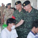 แม่ทัพภาคที่ 4 เช็กหน่วยตรวจเลือกทหาร จชต. ย้ำทุกขั้นตอนต้องโปร่งใส-เป็นไปตามระเบียบ ขู่ทุจริตลงโทษขั้นสูงสุด