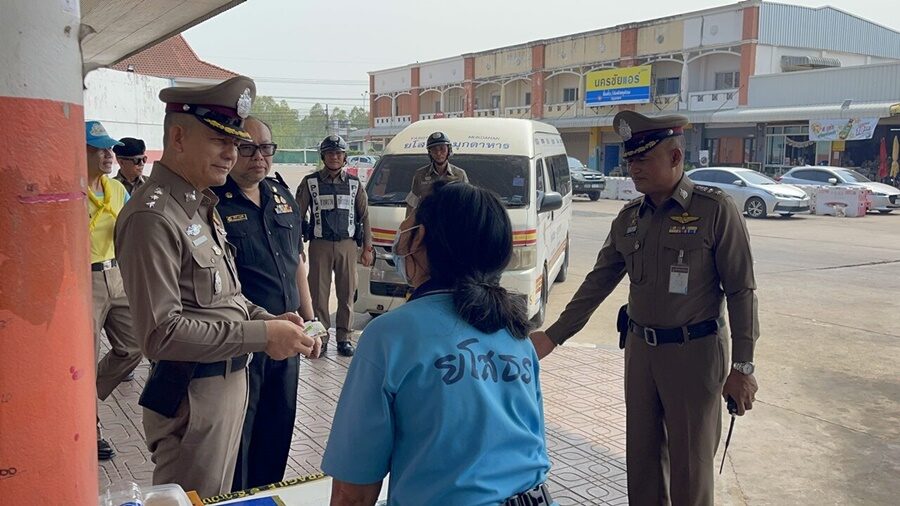 ผู้โดยสารเปิดใจ นาทีหวิดดับ ช็อกหมดสติคารถตู้ แอดมิตอีก 2 ยังไม่แจ้งข้อหาคนขับ