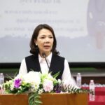เปิดโครงการมอบหมวกนิรภัย รับสงกรานต์ "ขับขี่ปลอดภัย เล่นน้ำสดใส สุขใจชื่นบาน"