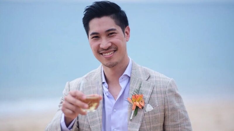 เชียร์ มูฟออน