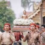 ไอคอนสยาม อัญเชิญพระพุทธสิหิงค์จำลอง วัดพระสิงห์วรมหาวิหาร