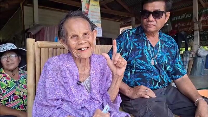 ฮือฮา! ย่าทวด5แผ่นดินอายุ103ปี เผยเมนูโปรดแกงปลาใส่หน่อไม้ส้ม ไม่เน้นของทอดทำอายุยืน 