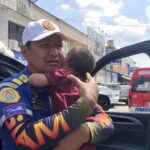 อุทาหรณ์! เตือนใจแม่ ปล่อยลูกอยู่ในรถเปิดแอร์ เครื่องดับ ติดเก๋งกลางแดดนาน กู้ภัยเร่งช่วยระทึก 