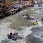 ระอุทะลุ 40 องศา ชาวโคราชแห่เล่นน้ำตกวังเณร คลายร้อนสนุกสนาน ร้านอาหารคึกคัก