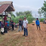 เจ้าหน้าที่ รุดตรวจสอบ หินแกะสลักโบราณ ชาวบ้านแห่กราบไหว้ขอพร-โชคลาภ เชื่อศักดิ์สิทธิ์