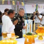 ผบ.ทสส. ร่วมพิธีเททองหล่อ พระพุทธมหาจักรพรรดิอมรรัตนนาคาธิบดี 64 ปี สถาปนา บก.ทท.