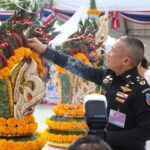 ผบ.ทสส. ร่วมพิธีเททองหล่อ พระพุทธมหาจักรพรรดิอมรรัตนนาคาธิบดี 64 ปี สถาปนา บก.ทท.