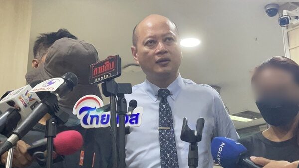 "ลูกหนูไม่ใช่คนดีหรอก" แม่เด็ก14 ลั่น เอาเรื่อง หมอเหรียญทอง ถึงที่สุด ยัน ไม่ได้พาพวกไปขับจักรยานยนต์ก่อกวน ถาม มีสิทธิ์อะไรทำแบบนี้ จ่อเอาผิด5ข้อหา