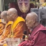 ชาวบ้านแห่ร่วมพิธีจุดเทียนชัย 5เดือน5 แน่นวัดดัง ส่องเลขอ่างอาบน้ำมนต์เห็นชัดเล็งเสี่ยงโชค