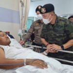 รรท ผบ.ตร. เยี่ยมให้กำลังใจตำรวจ EOD รับบาดเจ็บ เหตุคนร้ายลอบวางระเบิด นราฯ