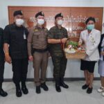 รรท ผบ.ตร. เยี่ยมให้กำลังใจตำรวจ EOD รับบาดเจ็บ เหตุคนร้ายลอบวางระเบิด นราฯ