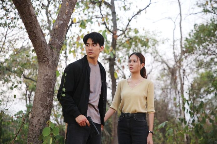 อาทิตย์ใส