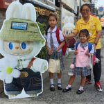 ไอเดียเก๋ โรงเรียนนำป้ายสแตนดี้ลาบูบู้โชว์ เปิดเทอมปีนี้ มีแต่ความสดใส เด็กๆไม่ร้องไห้