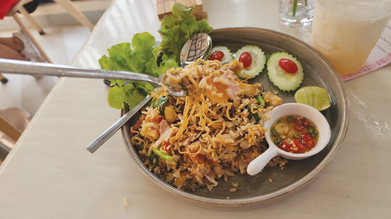 เพื่อนตัวเล็ก -‘ข้าวหมา-ข้าวแมว’คนกิน ซิกเนเจอร์คนรักสัตว์เลี้ยง