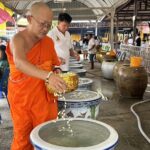 ประชาชนแห่อาบน้ำมนต์ ขึ้น 15 ค่ำ เดือน 6 "วัดไผ่เหลือง" ประจำปี67 เสริมดวง เสริมบารมี