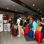 ททท. ต้อนรับนักท่องเที่ยวคาซัคฯ บินปฐมฤกษ์ “กรุงอัลมาตี-สุราษฎร์ธานี”