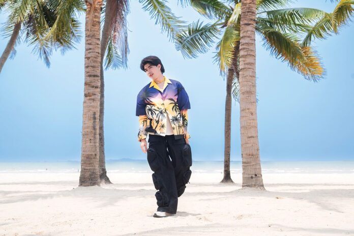 จับกระแสลูกทุ่ง - ‘ไตเติ้ล’ลูกทุ่งมิติใหม่ ยก‘เจนนี่’บันไดก้าวแรก