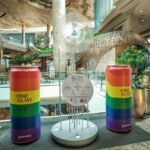 สยามพิวรรธน์ ร่วมฉลอง Pride Month เปิดตัวน้ำดื่ม ONESIAM Pride Edition ดีไซน์ใหม่ "The Celebration: Right To Love" เฉลิมฉลองความรักทุกรูปแบบ