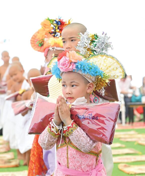 สดจากเยาวชน - เณรน้อยศึกษาธรรม บรรพชาภาคฤดูร้อน