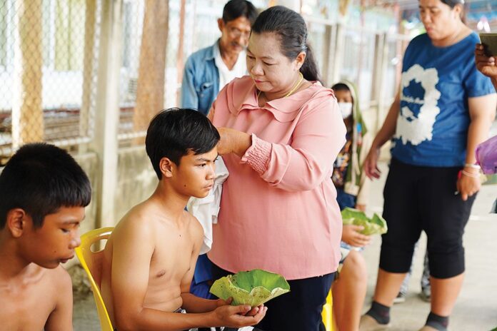 สดจากเยาวชน - เณรน้อยศึกษาธรรม บรรพชาภาคฤดูร้อน