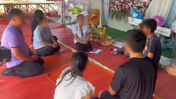 แม่คาใจ ลูกวัย15 รถล้ม นอนโรงพยาบาลคืนเดียว หมอให้กินยาพารา 2 เม็ด อาการโคมา ก่อนสิ้นใจสลด เผยผลชันสูตร ด้าน ผอ.รพ. รับไม่ได้เอกซเรย์ ตั้งกก.สอบ