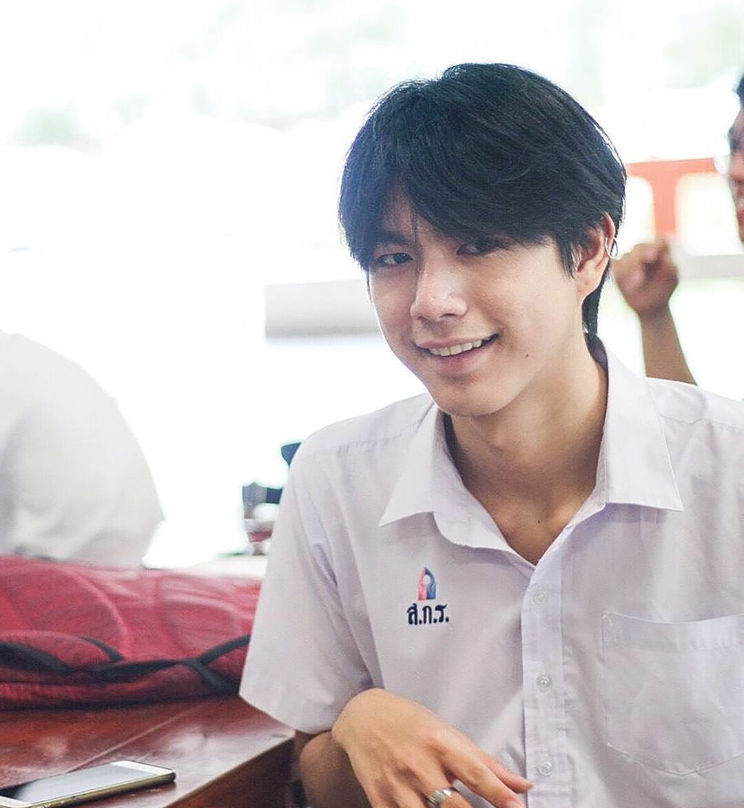 อาทิตย์ใส - ‘ไบร์ท’ถึงเวลาต้องโต จริงจังชีวิต-เลิกเพลย์บอย