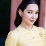 เจ้าแม่สายบุญ เบลล่า ชวนแฟนๆ ทอดผ้าป่าและถวายปัจจัย วัดราชบูรณะ จ.พิษณุโลก