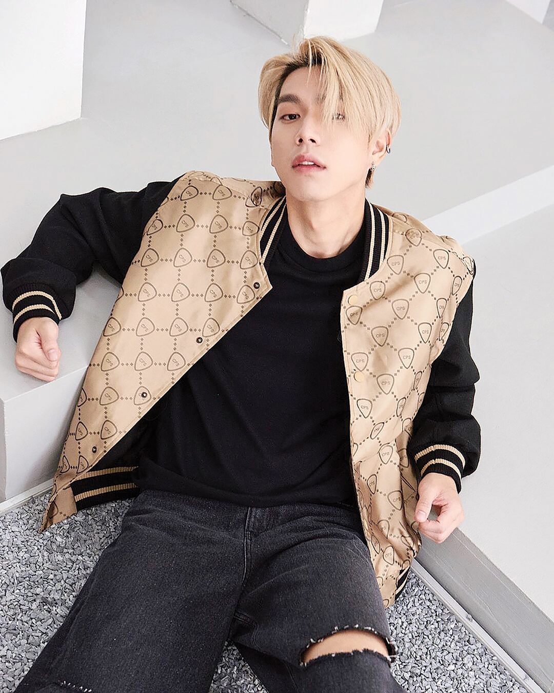 อาทิตย์ใส - ‘ไบร์ท’ถึงเวลาต้องโต จริงจังชีวิต-เลิกเพลย์บอย